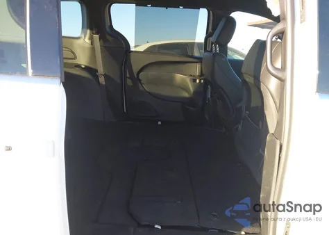 2025 Chrysler Voyager Lx из США, поврежденный, VIN 2C4RC1CG1SR583071